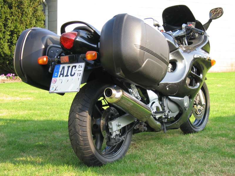 Suzuki GSX750F